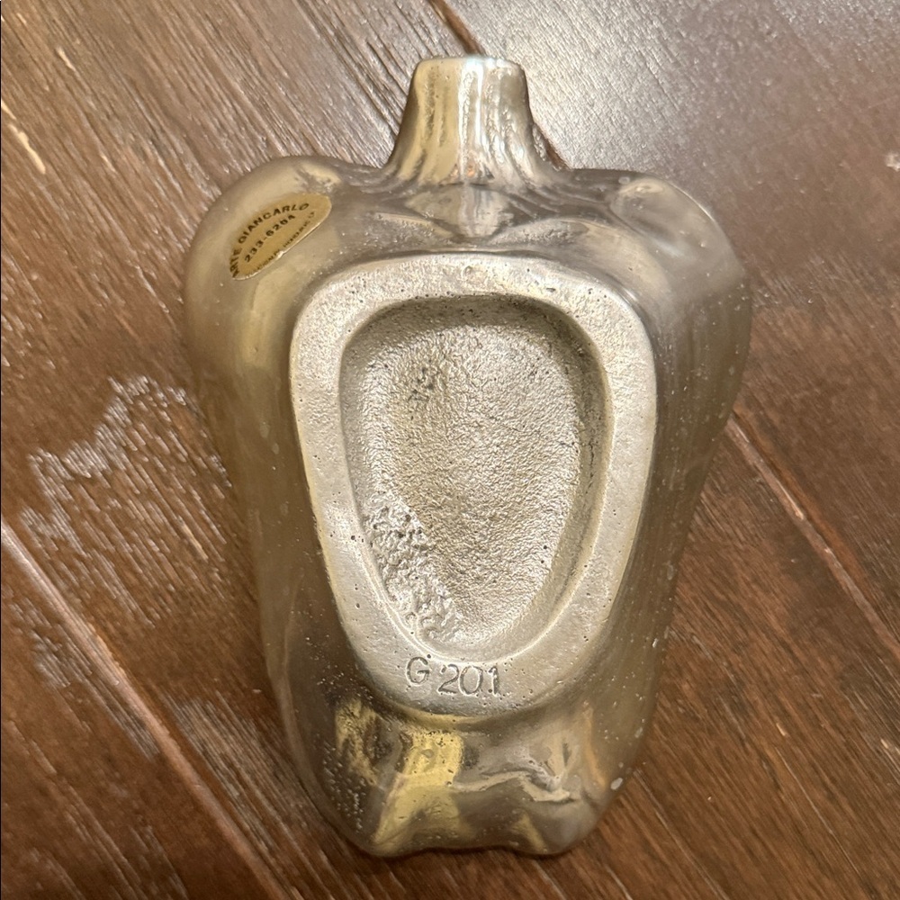 Silver Pepper-Shaped Decorative Dish - Picture 3 of 3